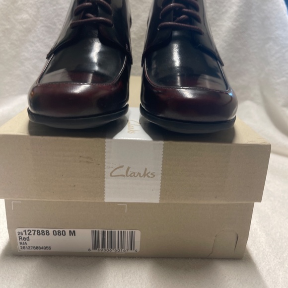 Clarks - Picture 5 of 8